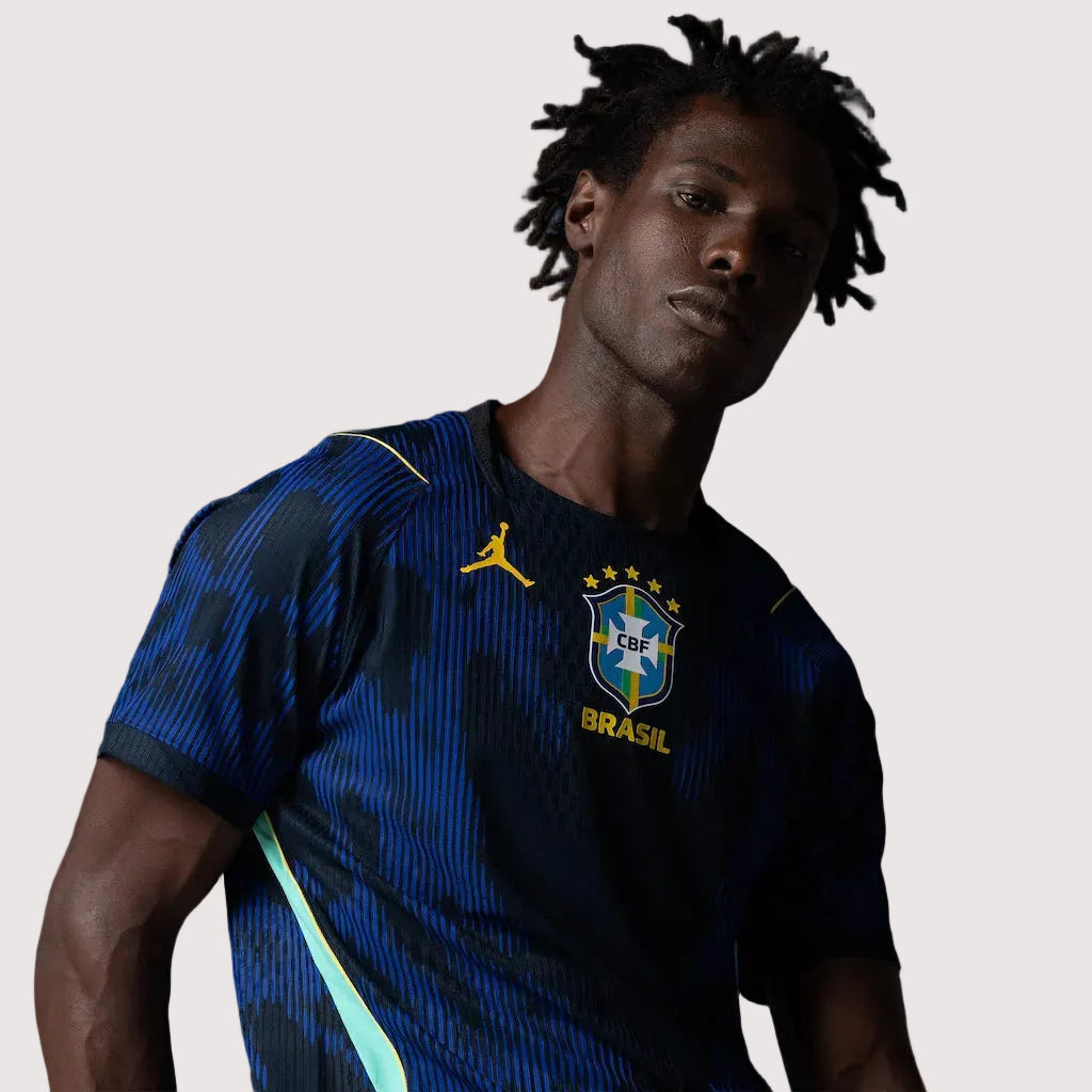 Camisa Brasil 2026 Jogador Copa do Mundo II Masculina