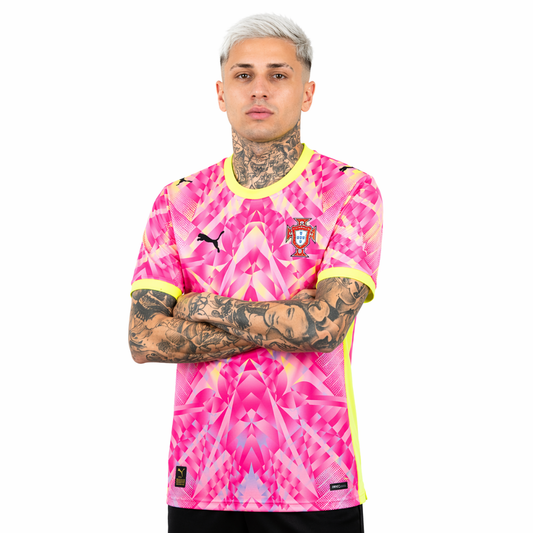 Camisa Seleção de Portugal Guarda Redes Pixel rosa - COPA DO MUNDO 2026