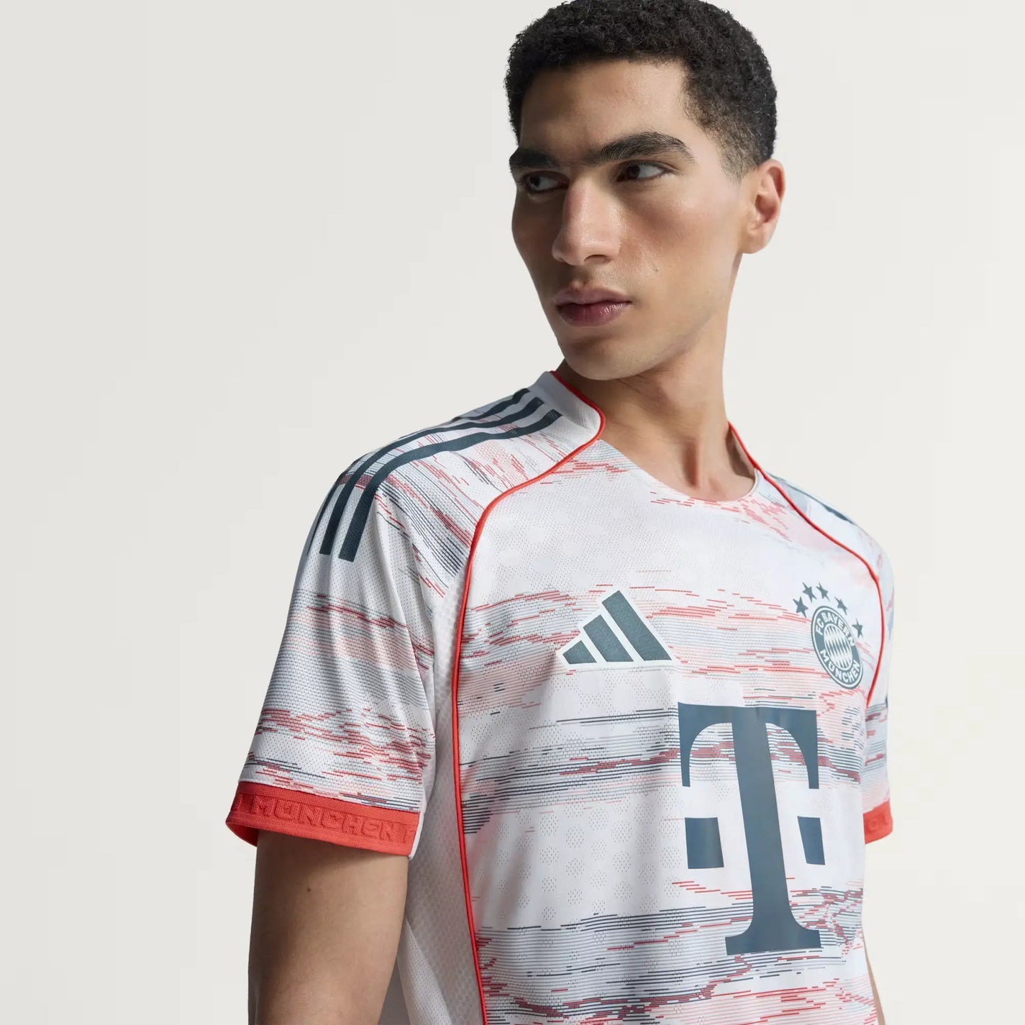 Camisa Bayern de Munique 2025/26 II Jogador